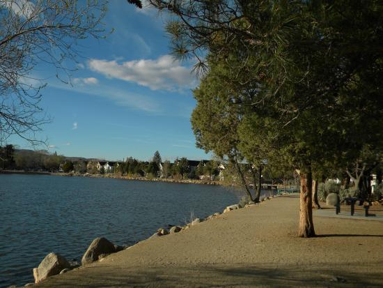 Virginia Lake